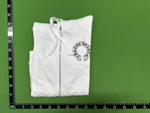 Angel Graphic Zip Hoodie -2