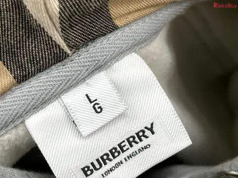 Check-Lined Zip Hoodie -6