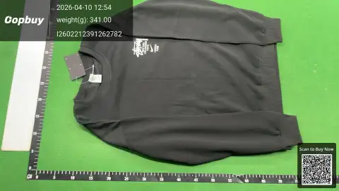 Black Logo Crew-Neck Sweatshirt -3