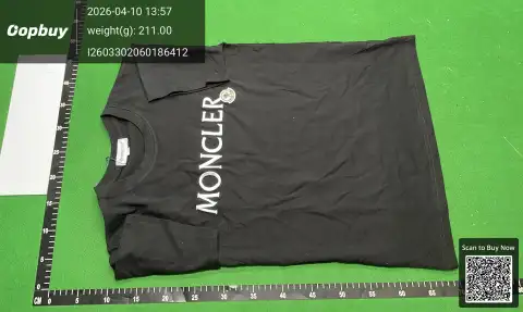 Minimal Letter T-Shirt -4