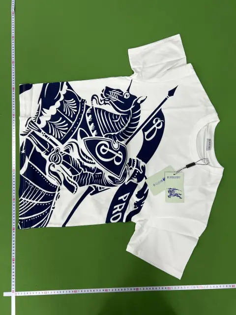 Burberry Knight Graphic T-Shirt -6