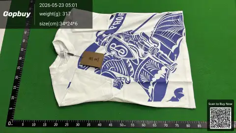 Burberry Knight Graphic T-Shirt -5