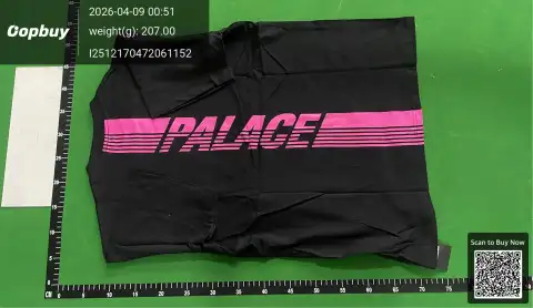 Palace Logo Black T-Shirt -3