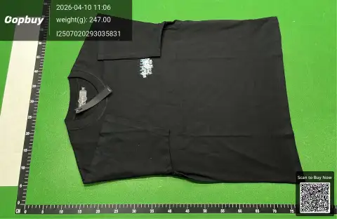 Amiri Graphic Black T-Shirt -5