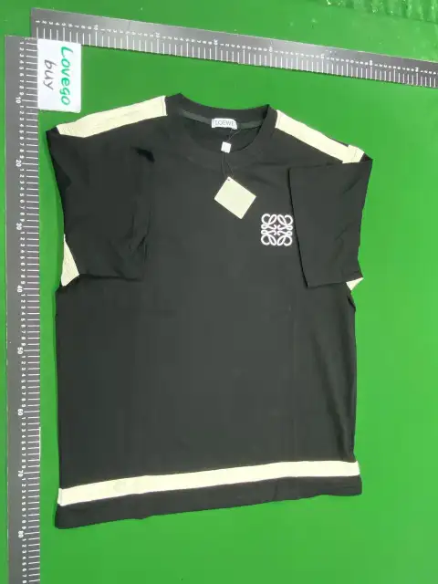 Minimal Logo Black T-Shirt -3