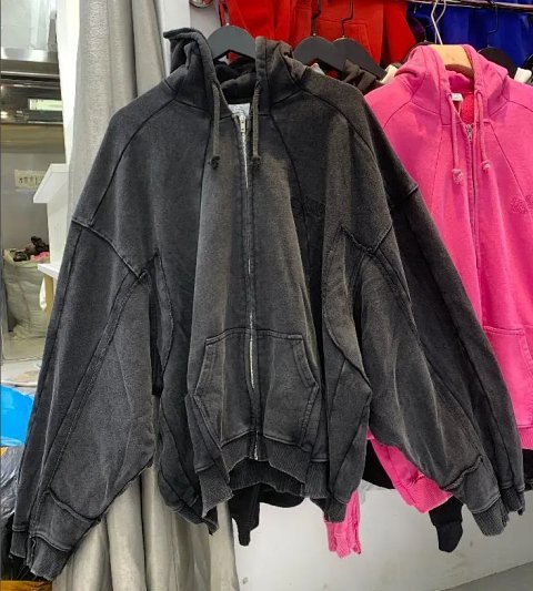 Vetements Embroidered Pullover