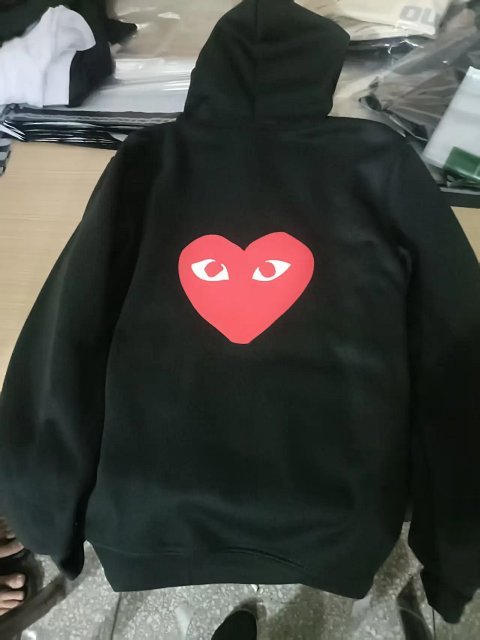 Comme des Garcons Play Heart L