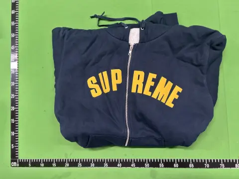 Supreme Logo Pullover Hoodie -4
