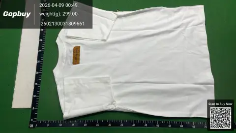 Louis Vuitton Logo White T-Shirt -4