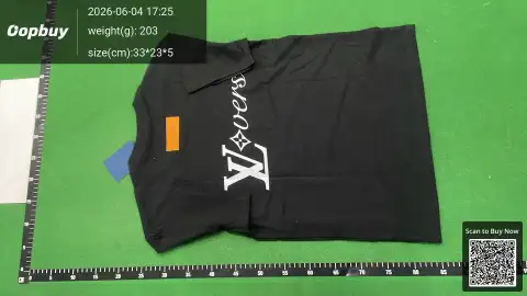 Louis Vuitton Graphic White T-Shirt -5