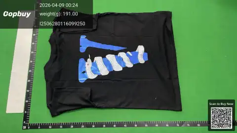 City Graphic Black T-Shirt -2