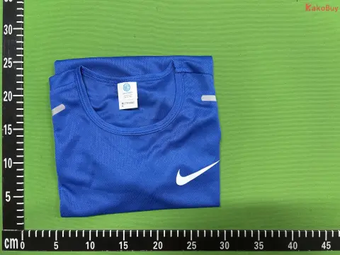 Nike Reflective Training T-Shirt and Shorts Set -6