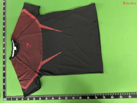 Gymshark Sleeveless Compression Training Shirt -4