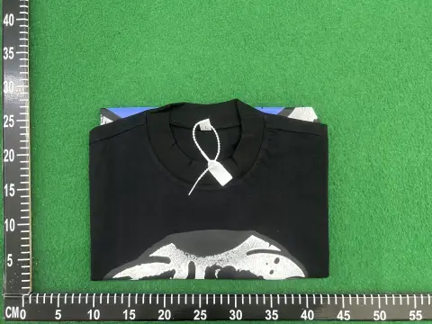 Loewe Graphic Black T-Shirt -4