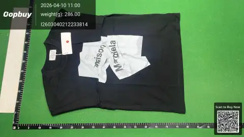 Maison Margiela Number Logo Black T-Shirt -5
