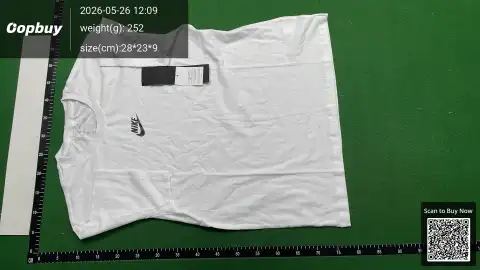 Nike Logo White T-Shirt -3