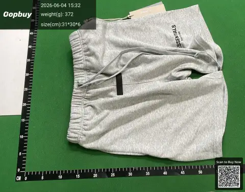 Louis Vuitton Logo White T-Shirt -4