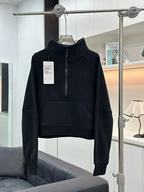 Minimal Logo Black Zip Hoodie