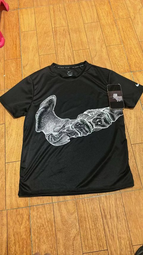 Amiri Skeleton Graphic Black T