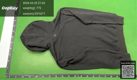 Ami Heart Logo Gray Hoodie -3