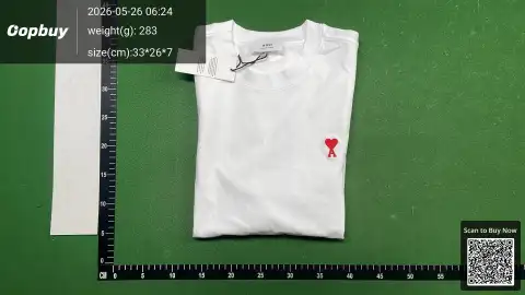 Ami Small Heart Black T-Shirt 5