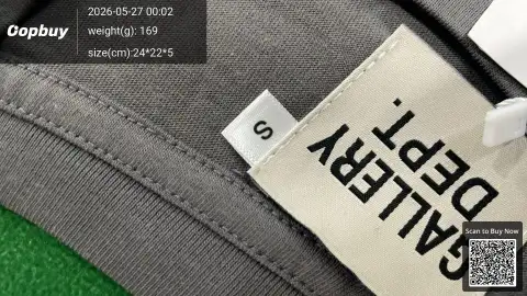 Gallery Dept Logo T-Shirt 6