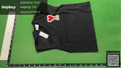 Ami Heart Logo T-Shirt 5