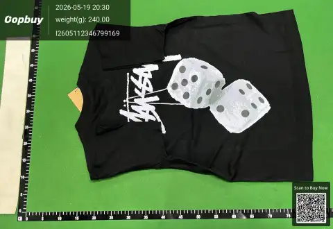 Stussy Crown Graphic T-Shirt 3