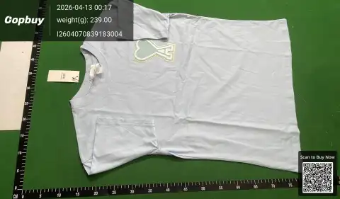 Ami Heart Logo T-Shirt 3