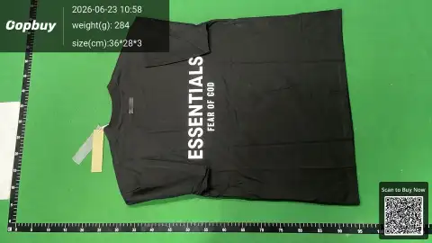 Essentials Logo T-Shirt -4