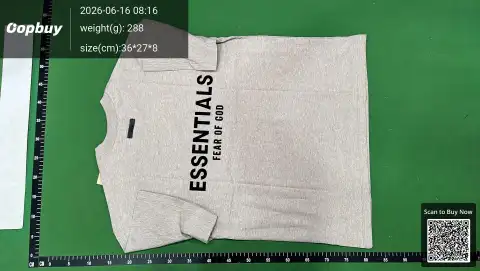 Essentials Logo T-Shirt -6