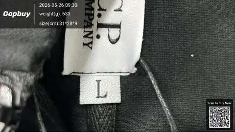 CP Company Goggle Zip-Up Hoodie -2