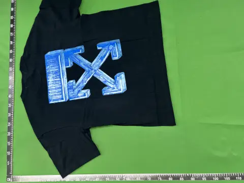 Off-White Arrow Graphic T-Shirt 3