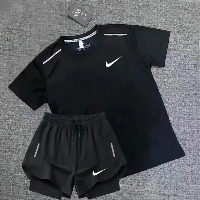 Nike Performance T-Shirt and S