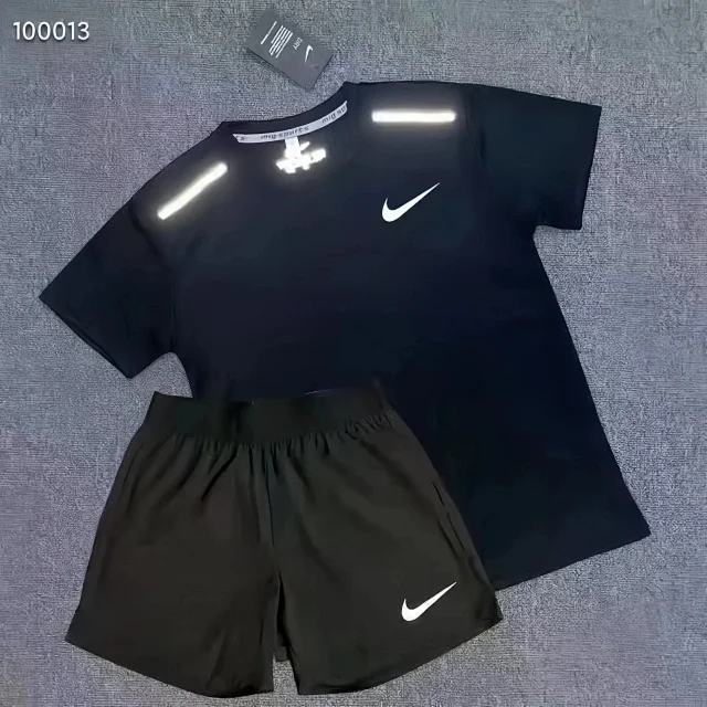 Nike Performance T-Shirt and Shorts Set -2