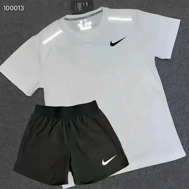 Nike Performance T-Shirt and Shorts Set -6