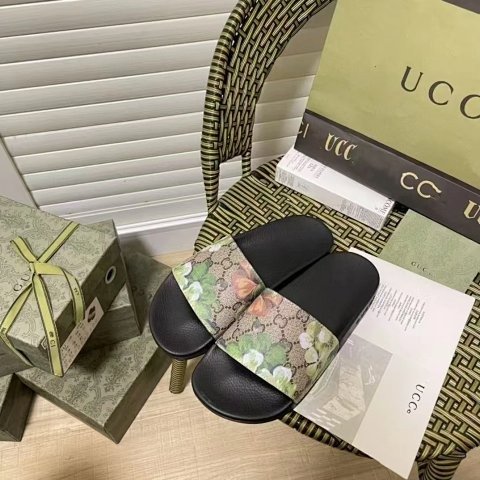 Designer Patterned Slides