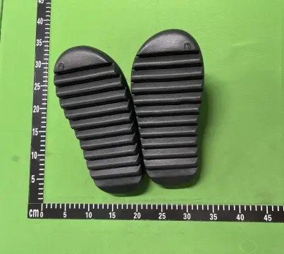 Classic Three-Stripe Slides -5