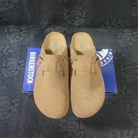 Lightweight Boston Clogs