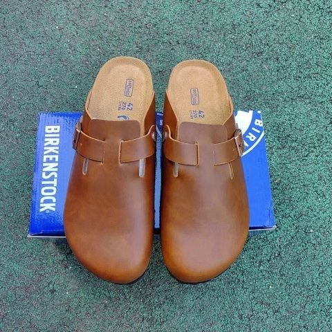 Lightweight Cork Clog Collecti