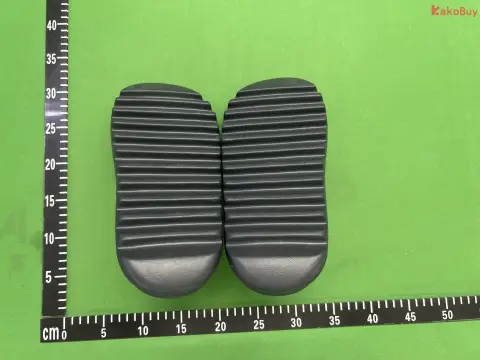 Versatile Fashion Slides 102 -2