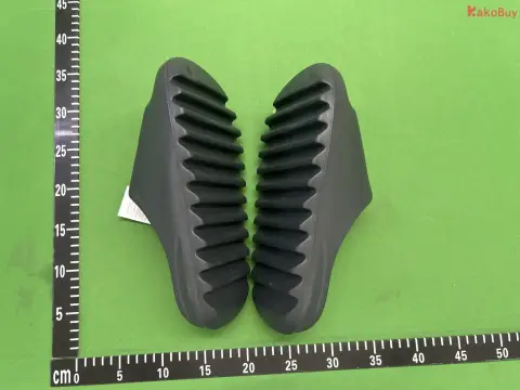 Versatile Fashion Slides 102 -4