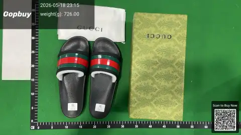 Paris Logo Slides -4