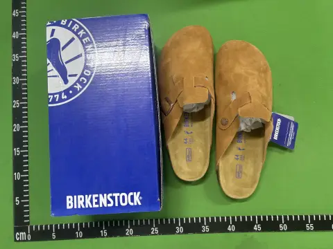 Closed-Toe Cork Clogs -6