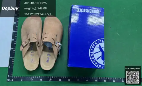 Closed-Toe Cork Clogs -4