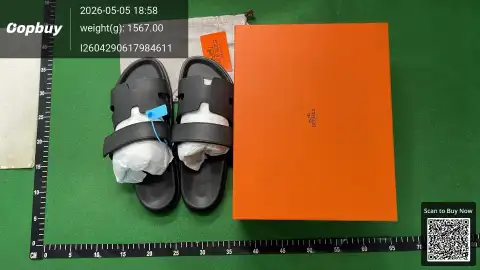 Premium Mixed-Material Slides -4