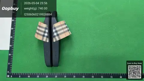 Premium Non-Slip Slides -3