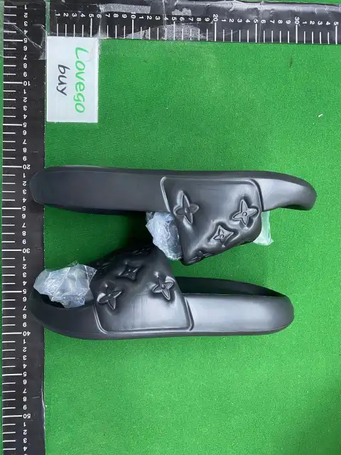 Classic Everyday Slides -3