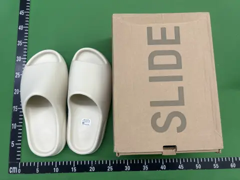 Unisex First-Generation Slides -4