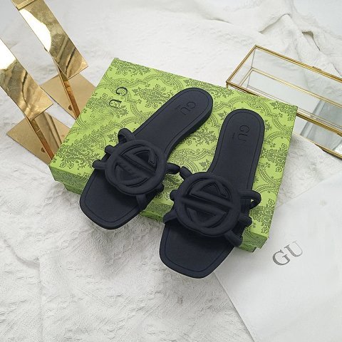 Women's Classic Logo Slides